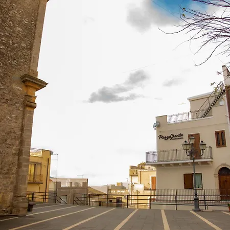 Piazza Grande - Soggiorni Brevi